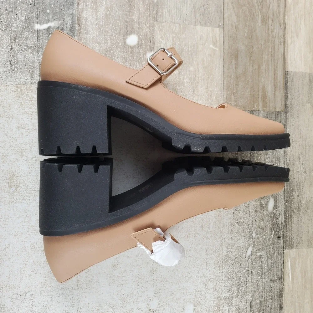 Journee Gladys Womens Mary Jane Pumps Sz 7.5 M Tan Vegan Square Toe Block Heel